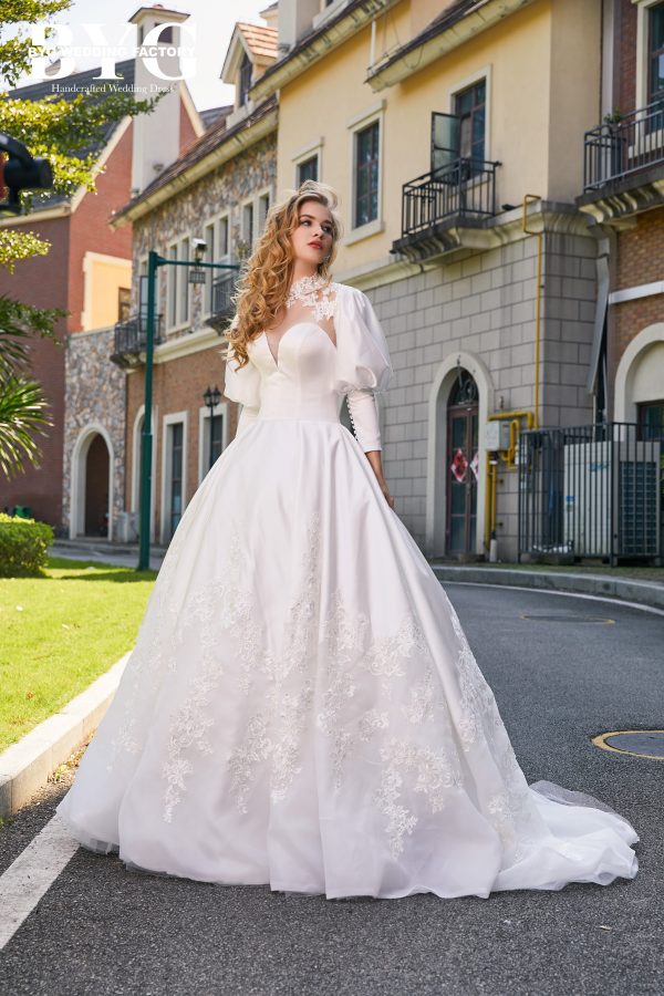 BYG #C003 two in one puff sleeves wedding dress - Image 4