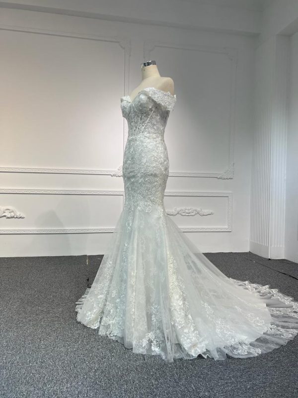 BYG#AH606 OFF THE SHOULDER LACE SWEETHEART MERMAID WEDDING DRESS - Image 2