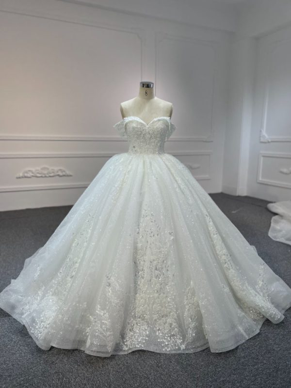 Z319-1 One-shoulder luxury beaded BALL GOWN