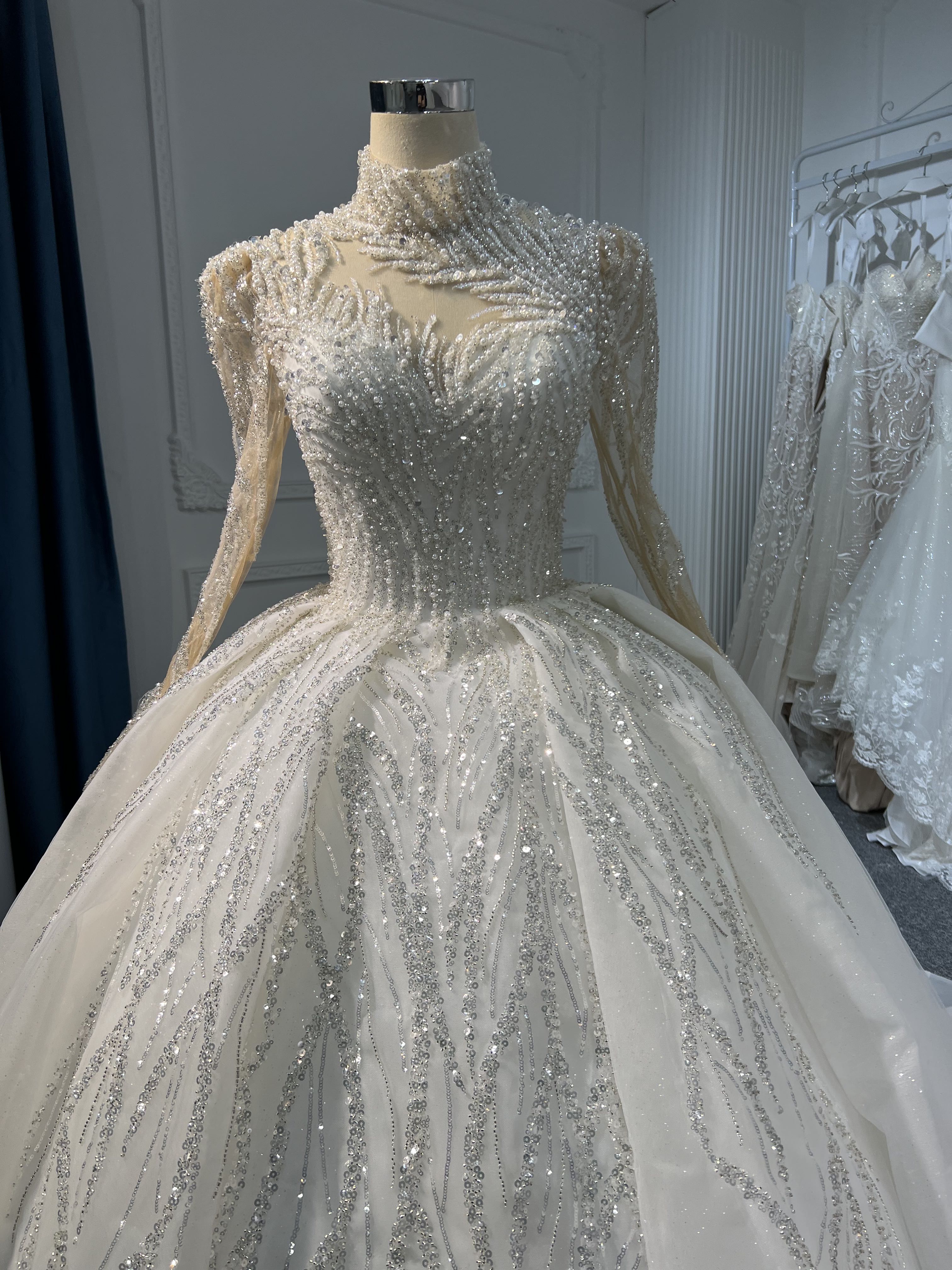 BYG-#Z302-Long-sleeved high-neck hand-beaded sequins large trailing tutu skirt wedding dress - Image 6